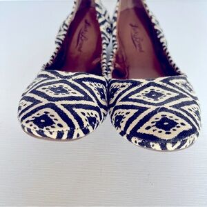 Lucky Brand Black and White Women's Shoes Size 7
